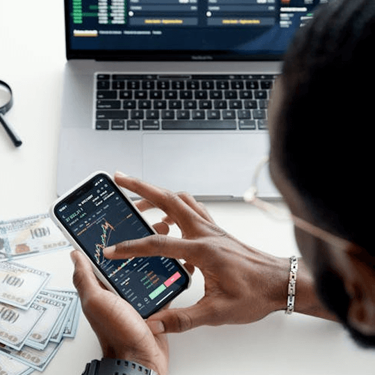 安定資産AI 暗号投資専門家チーム